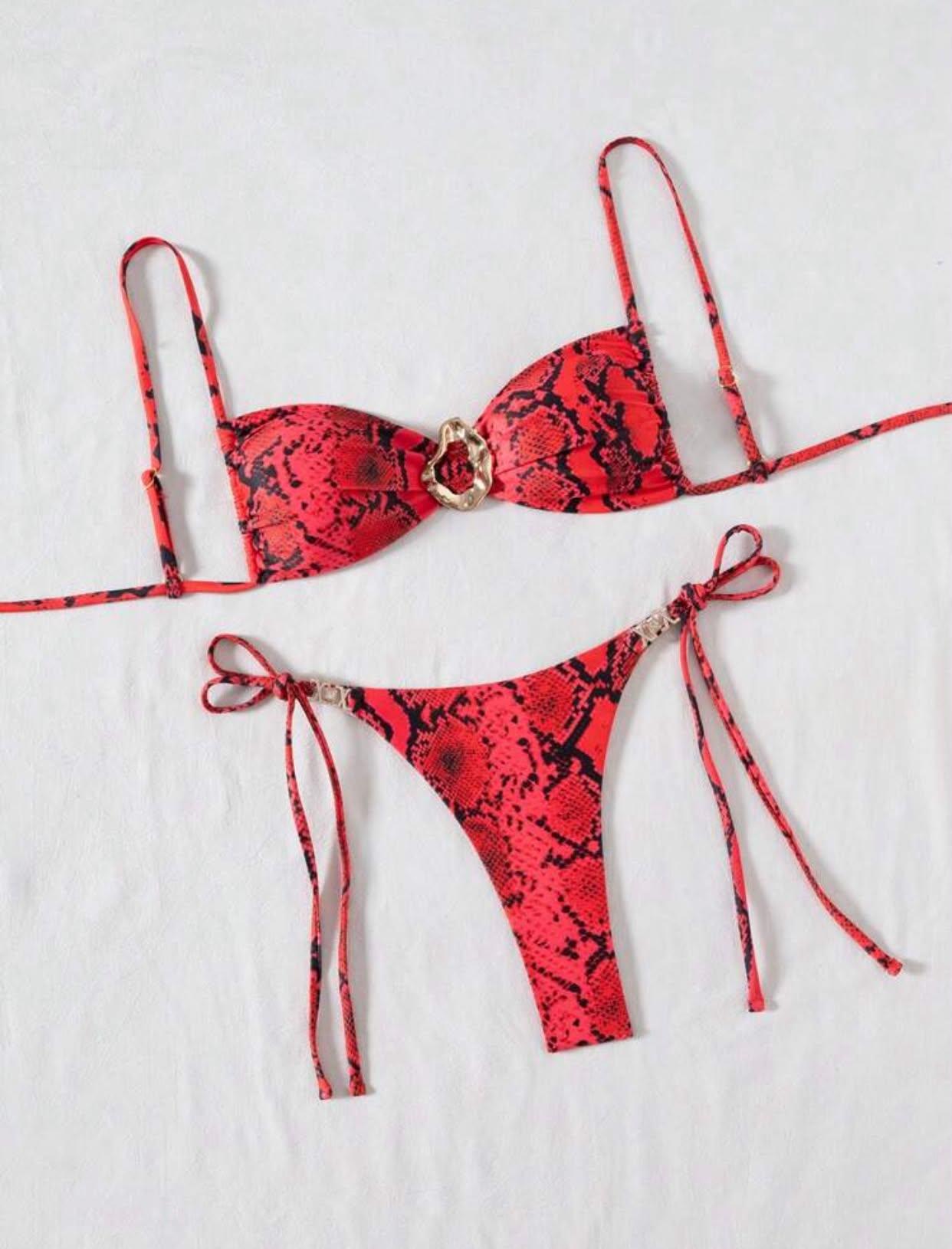 Bikini Pasión rojo estampado fotografiado sin modelo