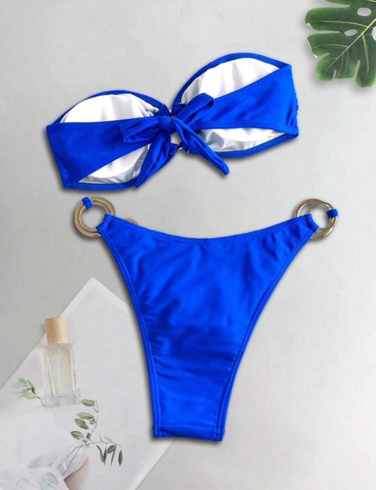 Bikini Optimismo fotografiado sin modelo